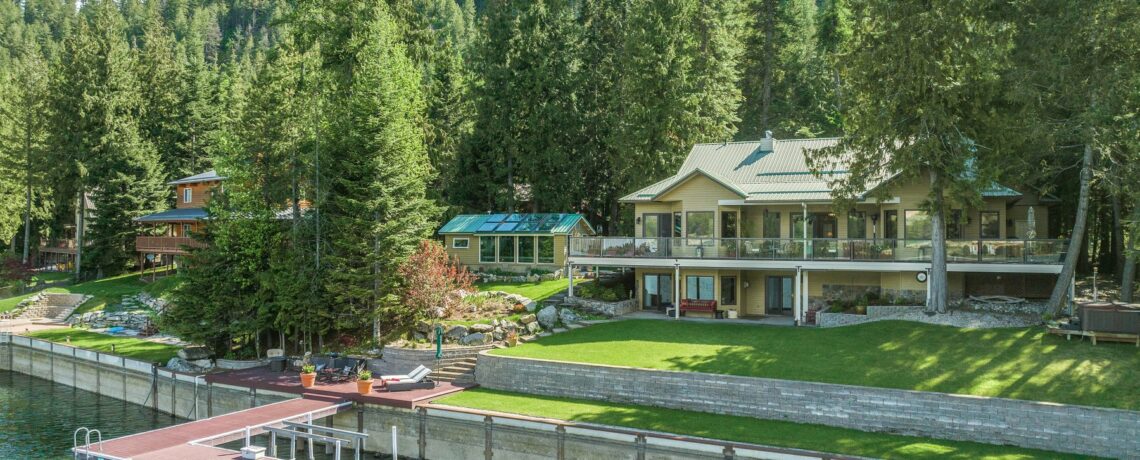 Spectacular Waterfront Home,Pend Oreille home on .81 Acres -161 feet of private lakefront
